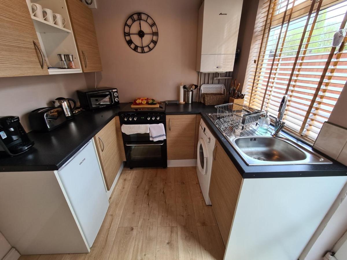 Rumer Hill House A Unique Boutique Styled Place To Stay In Cannock Close To A5 The Mcarthur Glen Outlet Great Wyrley Dış mekan fotoğraf