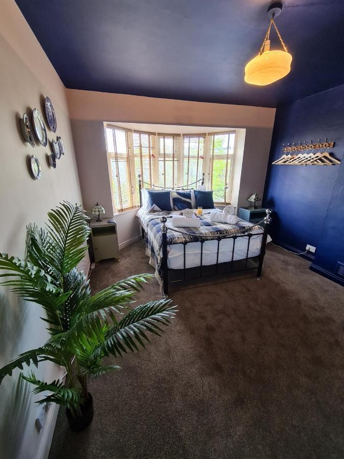 Rumer Hill House A Unique Boutique Styled Place To Stay In Cannock Close To A5 The Mcarthur Glen Outlet Great Wyrley Dış mekan fotoğraf
