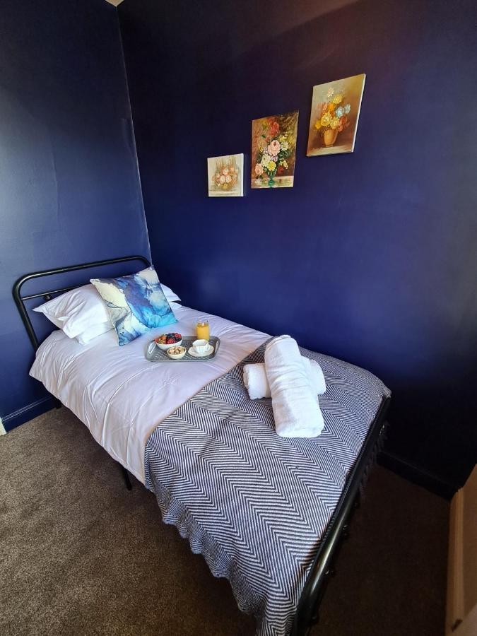 Rumer Hill House A Unique Boutique Styled Place To Stay In Cannock Close To A5 The Mcarthur Glen Outlet Great Wyrley Dış mekan fotoğraf